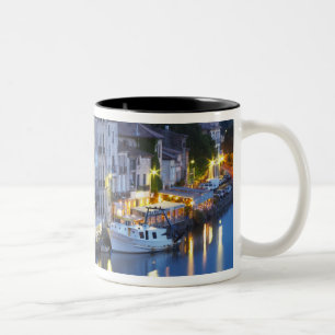 Taza Bicolor Restaurantes a lo largo del río l'Herault. L'Herau