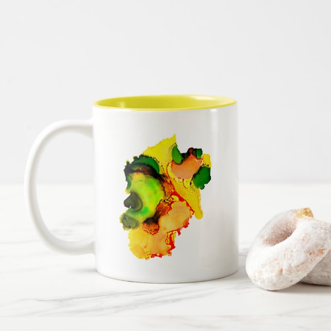 Taza Bicolor Resumen de arte alcohol tinta amarillo verde (Con donut)