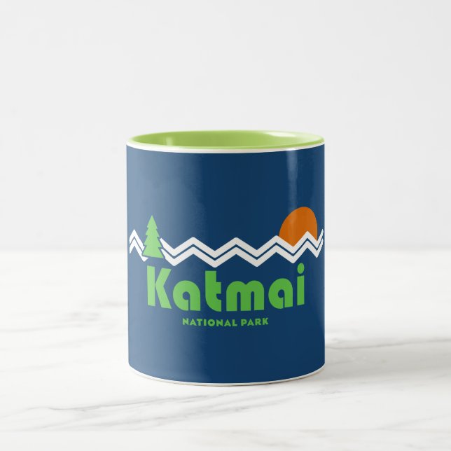 Taza Bicolor Retro del parque nacional de Katmai (Centro)
