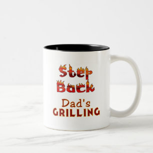Taza Bicolor Retroceda: camisetas asando y regalos de papá