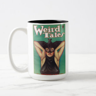 Taza Bicolor Revista Weird Tales Mujer Vestida Como un Murciéla