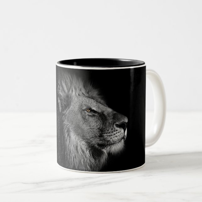 Taza Bicolor Rey, León sobre fondo blanco y negro (Anverso derecho)