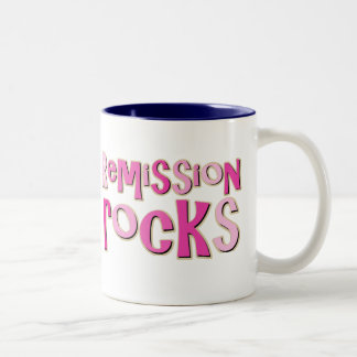 Taza Bicolor Rocas de la remisión del cáncer de pecho