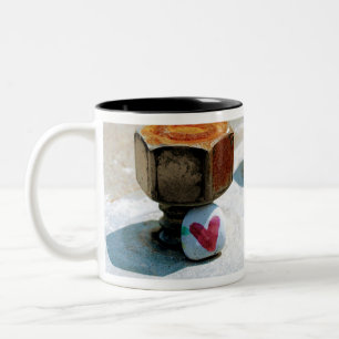 Taza Bicolor Rock del corazón oculto y un bulto rusto