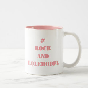 Taza Bicolor Rock y Rolemodel Pastel Rosa editable.