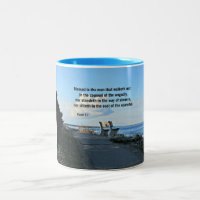 Salmo 1:1 Bendito es el hombre que camina, no...