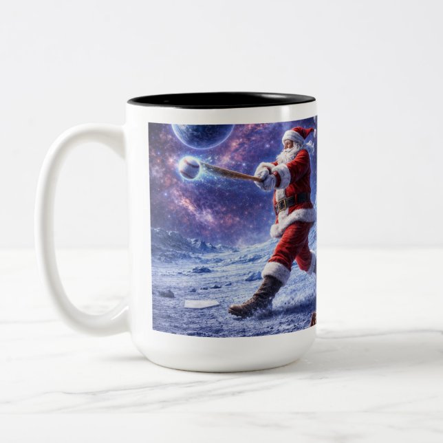 Taza Bicolor Santa Plays Baseball on Blue Moon (Izquierda)