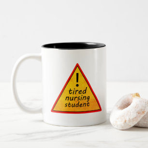Taza Bicolor Señal de advertencia de estudiante de enfermería c