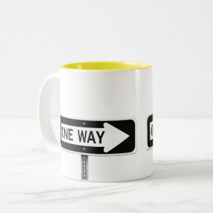 Taza Bicolor Señal de un solo sentido