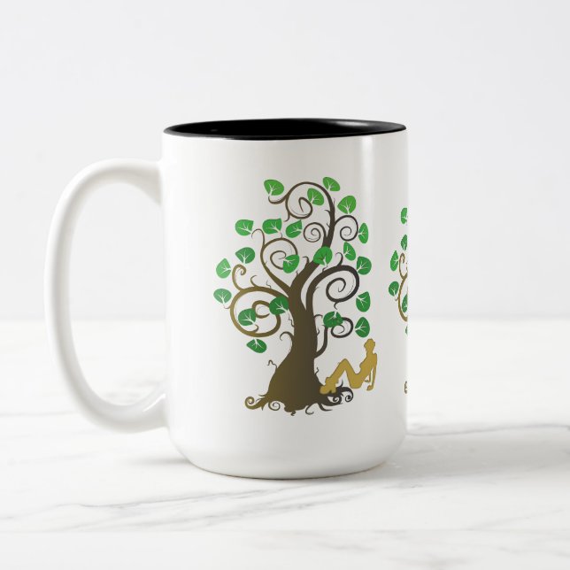 Taza Bicolor Sentado bajo el árbol (Izquierda)