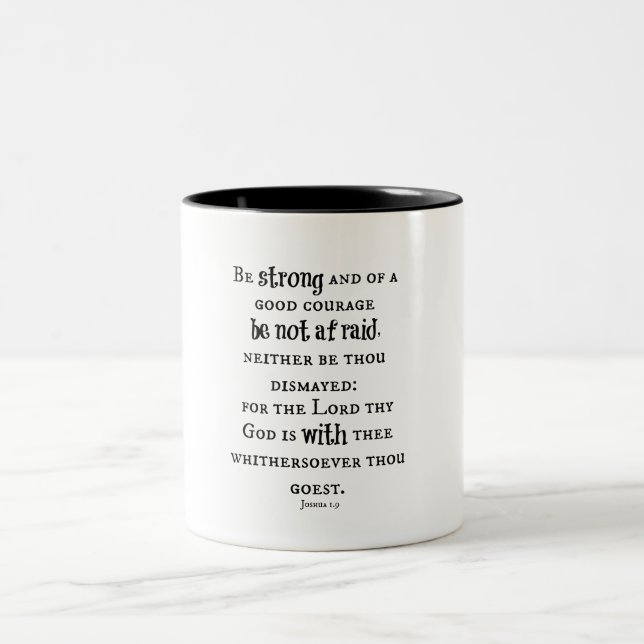Taza Bicolor Ser fuerte frente a la Biblia (Centro)