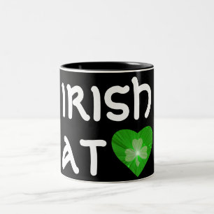 Taza Bicolor Shamrock 'irlandés en (corazón)' negro
