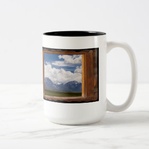 Taza Bicolor Sierra Nevada a través de una ventana de cabaña en