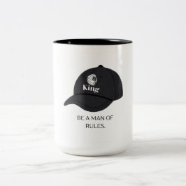 Taza Bicolor Silueta de gorra de rey sé un hombre de reglas Mot