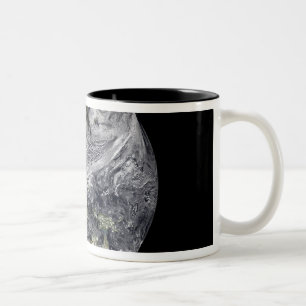 Taza Bicolor Simulación de la nube de la tierra llena