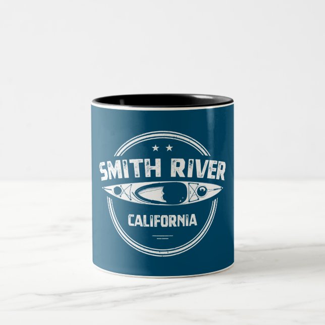 Taza Bicolor Smith River California Kayaking (Centro)