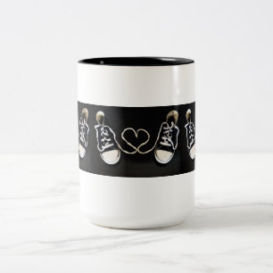 Taza Bicolor Sneaker Love Mug