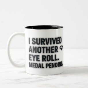 Taza Bicolor Sobreviví Otro Rodar De Ojos – Divertido Sarcástic