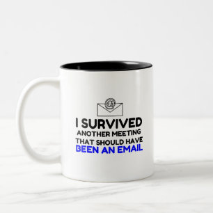 TAZA BICOLOR SOBREVIVÍ UNA REUNIÓN QUE DEBERÍA HABER SIDO UN