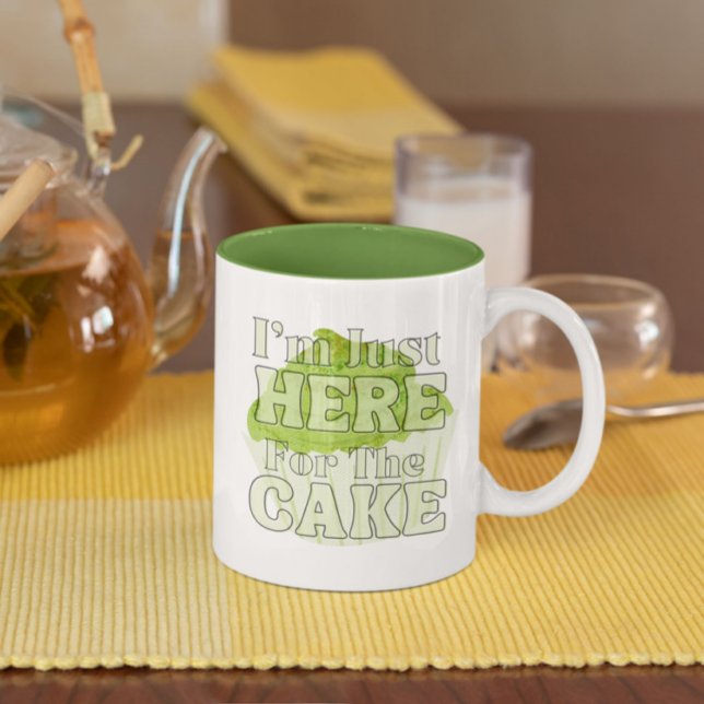 Taza Bicolor Sólo estoy aquí para la tarta, la tarta matcha (Subido por el creador)