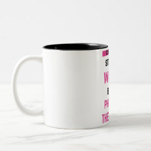 Taza Bicolor Sólo Las Mujeres Más Fuertes Se Hacen Físicas 2