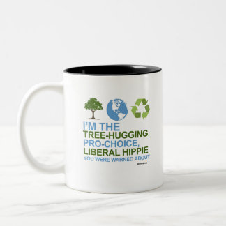 Taza Bicolor Soy el hippie liberal, partidario del abrazo de ár