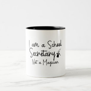 Taza Bicolor Soy secretaria de escuela, no mago