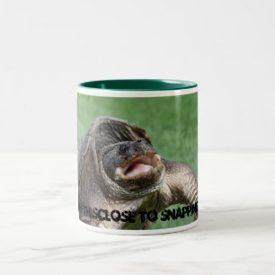 Taza Bicolor ¡Soy thisclose al rotura!