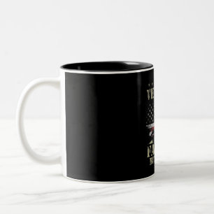 Taza Bicolor Soy Un Veterano Como Mi Padre Antes De Mí Camisa 4