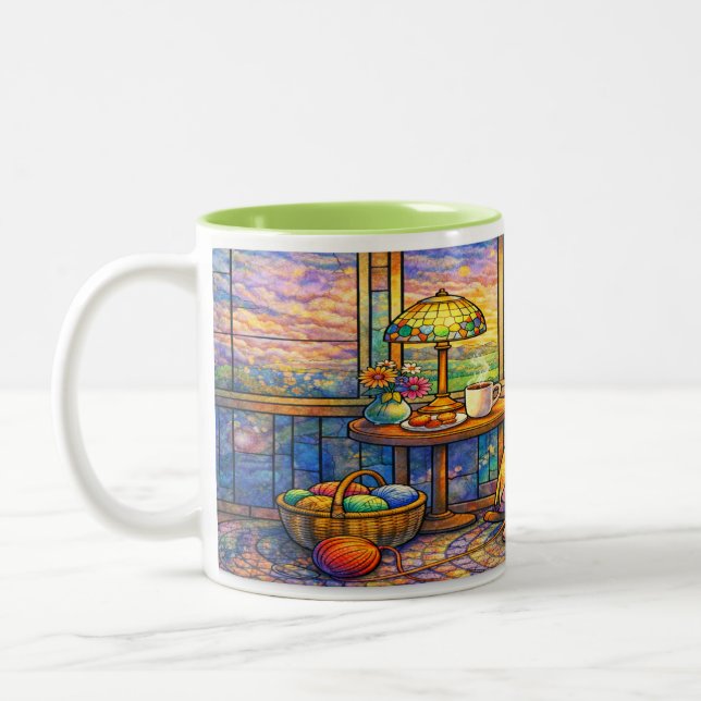 Taza Bicolor Stained Glass Grandma Mug Knitting, Cat & Cozy  (Izquierda)