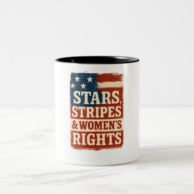 Taza Bicolor Stars, Stripes & Women’s Rights Distressed Flag (Centro)