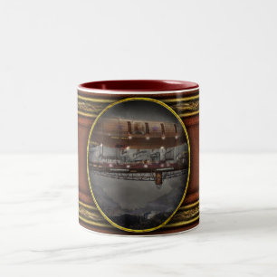Taza Bicolor Steampunk - Dirigible - Aeronave Maximus