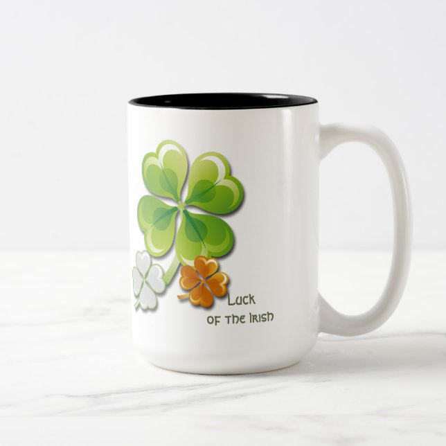 Taza Bicolor Suerte de los irlandeses. Nombre personalizado de  (Derecha)