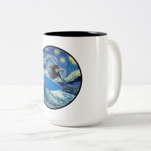 Taza Bicolor Surfista de la Noche Estrellada