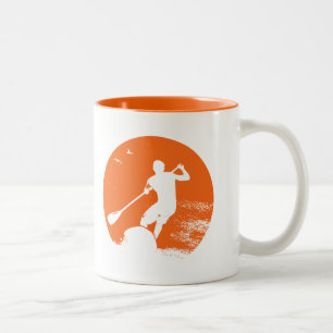 Taza Bicolor Surfista de remo de pie
