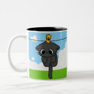 Taza Bicolor Taza. Cute cat. Clothesline
