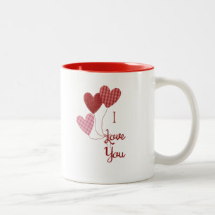 Taza Bicolor Te amo con globos cardíacos
