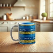 Té de manzanilla vibrante amarillo y azul rayas ce