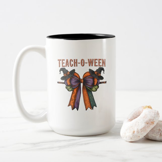 Taza Bicolor Teach-O-Ween Mug (Con donut)