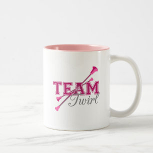 Taza Bicolor Team Twirl Baton