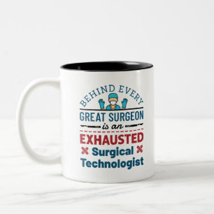 Taza Bicolor Tecnólogo quirúrgico dice graciosamente