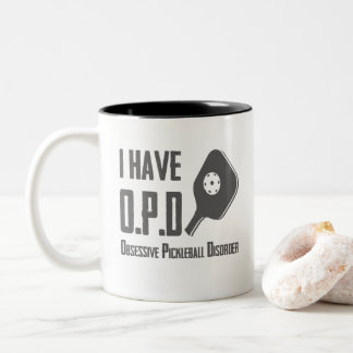 Taza Bicolor Tengo un trastorno obsesivo del baloncesto del OPD