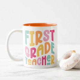 Taza Bicolor Texto colorido del primer curso del profesor