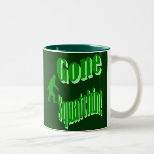 Taza Bicolor Texto del eslogan verde fuera de squatchin