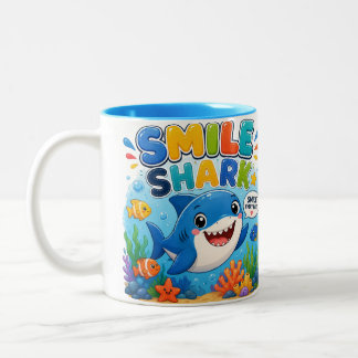 Taza Bicolor Tiburón Sonriente | Diseño de Dibujos Animados de