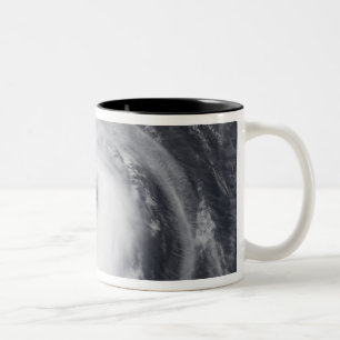 Taza Bicolor Tifón Chaba en el Océano Pacífico occidental