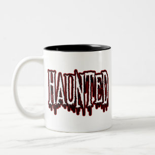Taza Bicolor Tipografía atormentada de goteo de terror