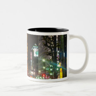 Taza Bicolor Tokio, Japón. La Torre de Tokio es una torre de co