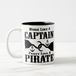 Taza Bicolor Trabajar Como Un Capitán Fiesta Como Un Pirata #