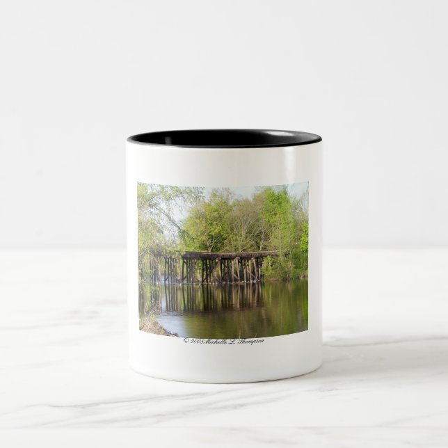 Taza Bicolor Trestle Mug del Viejo Trestle (Centro)